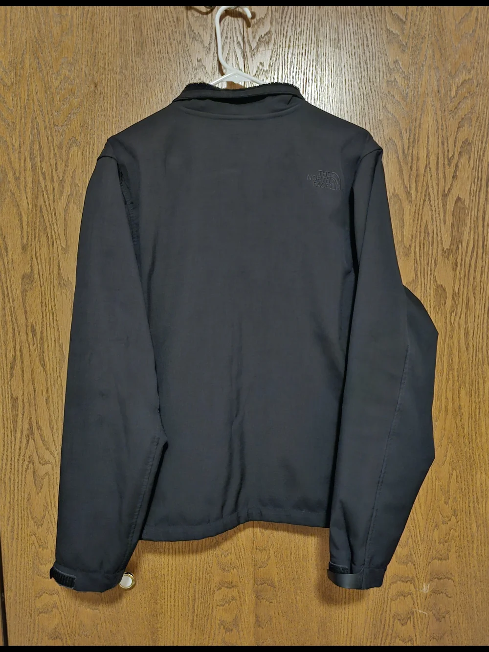 The North Face Men’s Black Full-Zip Jacket